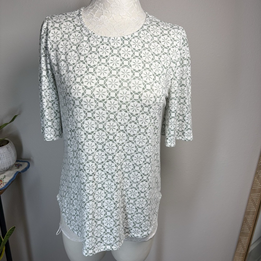 Bobeau Women M White Green Top Cottagecore Geometric Rayon Blend